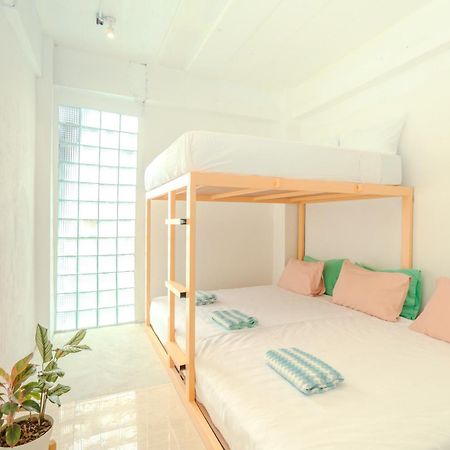 Easy Sunday Khaosan Bangkok Hotel Екстериор снимка