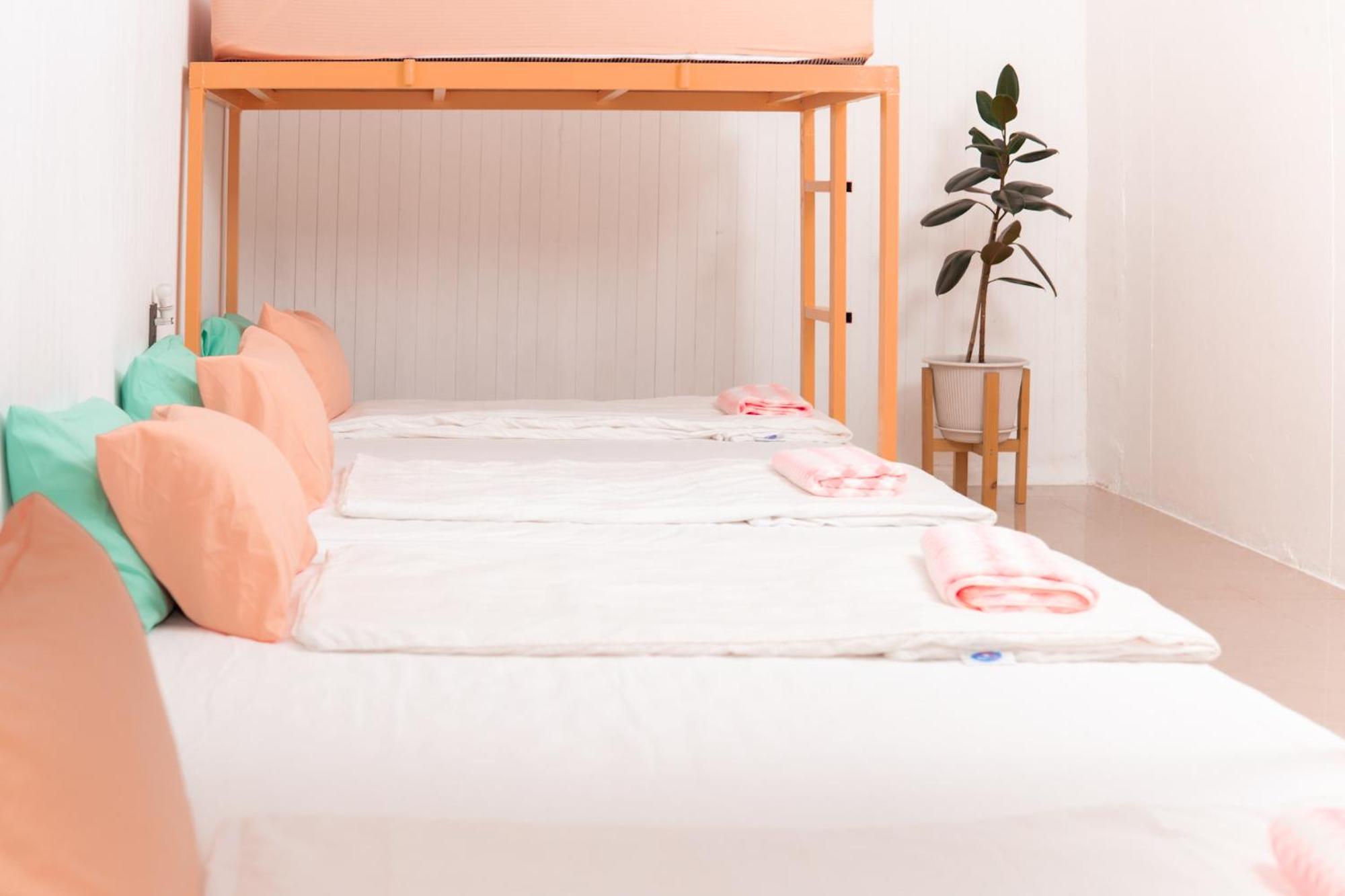 Easy Sunday Khaosan Bangkok Hotel Екстериор снимка