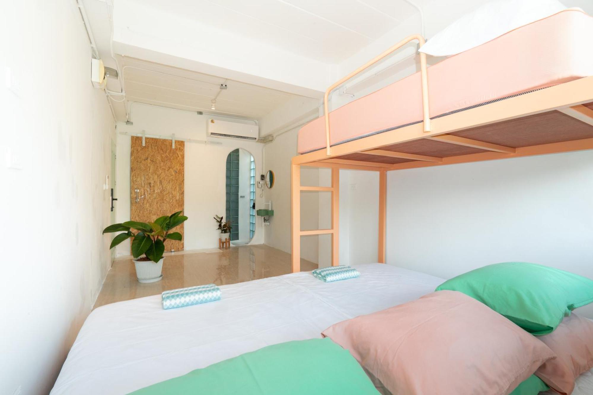 Easy Sunday Khaosan Bangkok Hotel Екстериор снимка